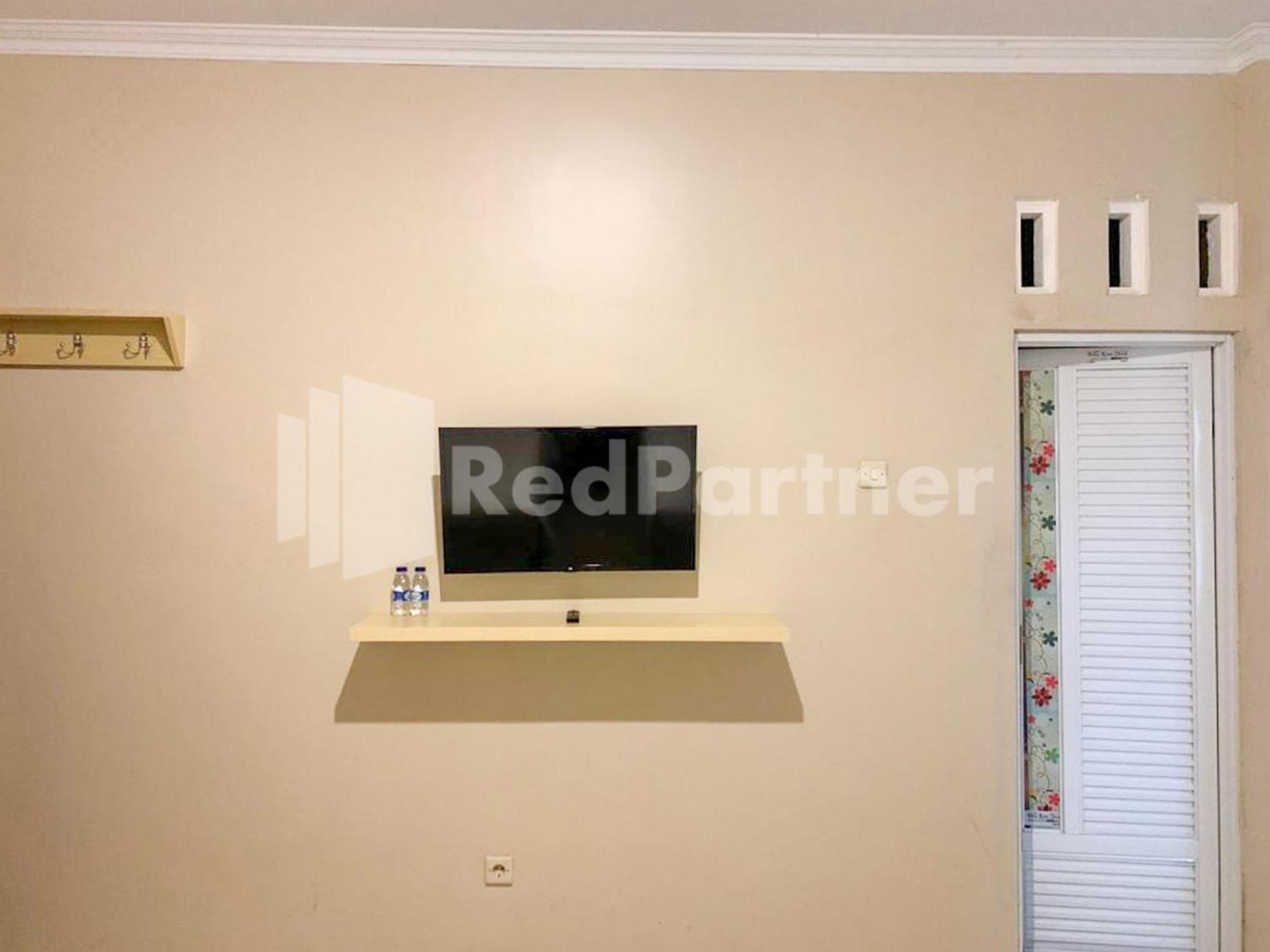 Hotel Andono Near Yia Mitra Reddoorz Temon Kültér fotó