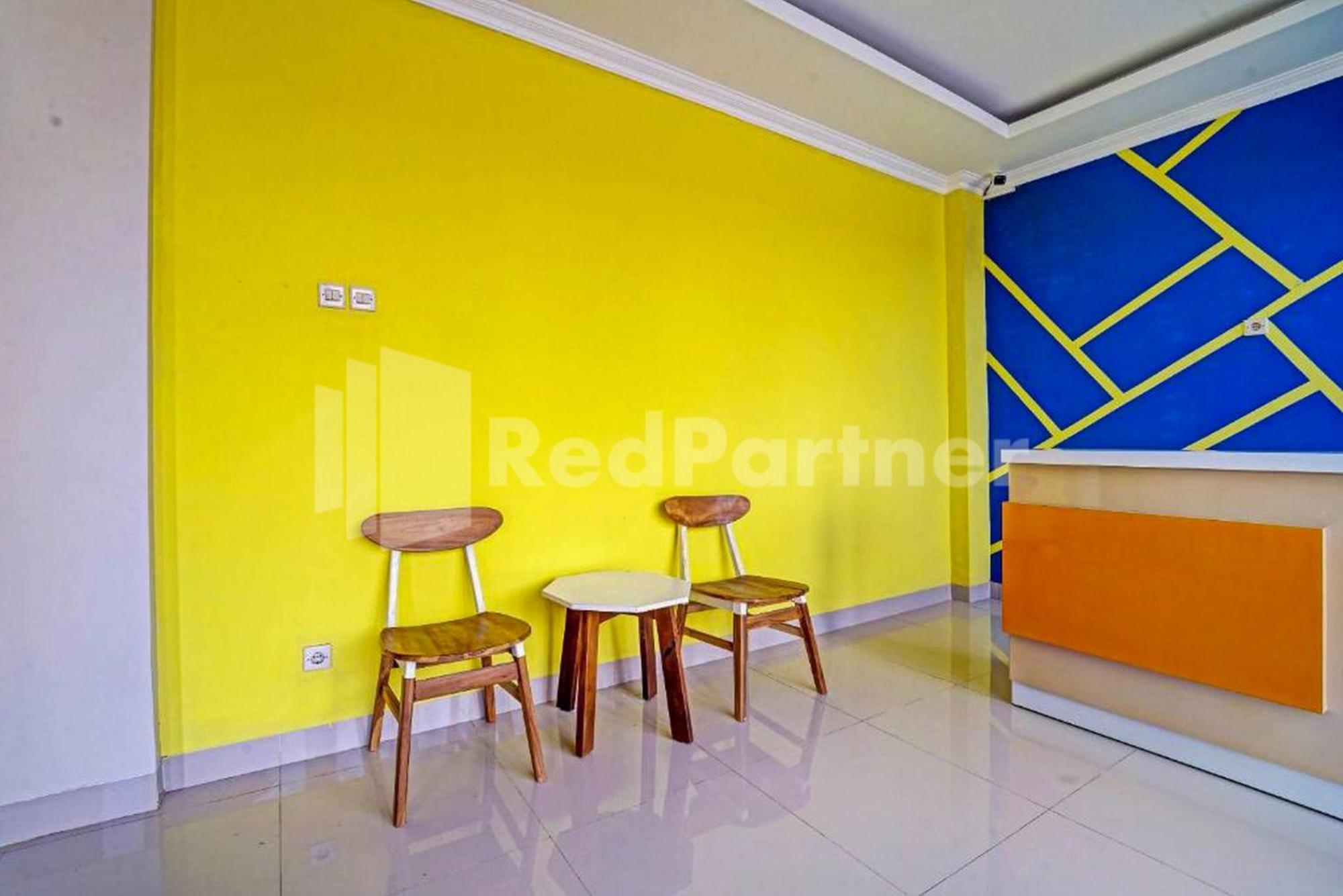 Hotel Andono Near Yia Mitra Reddoorz Temon Kültér fotó