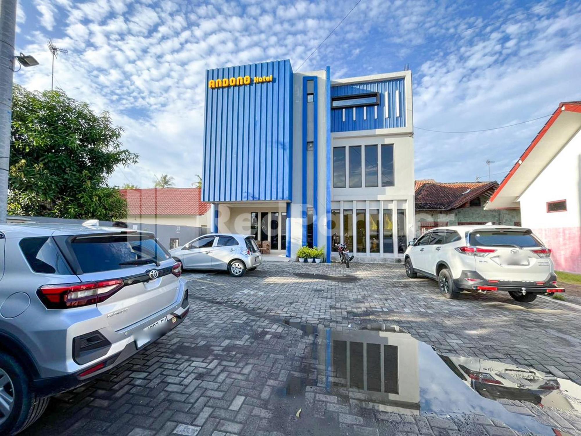 Hotel Andono Near Yia Mitra Reddoorz Temon Kültér fotó